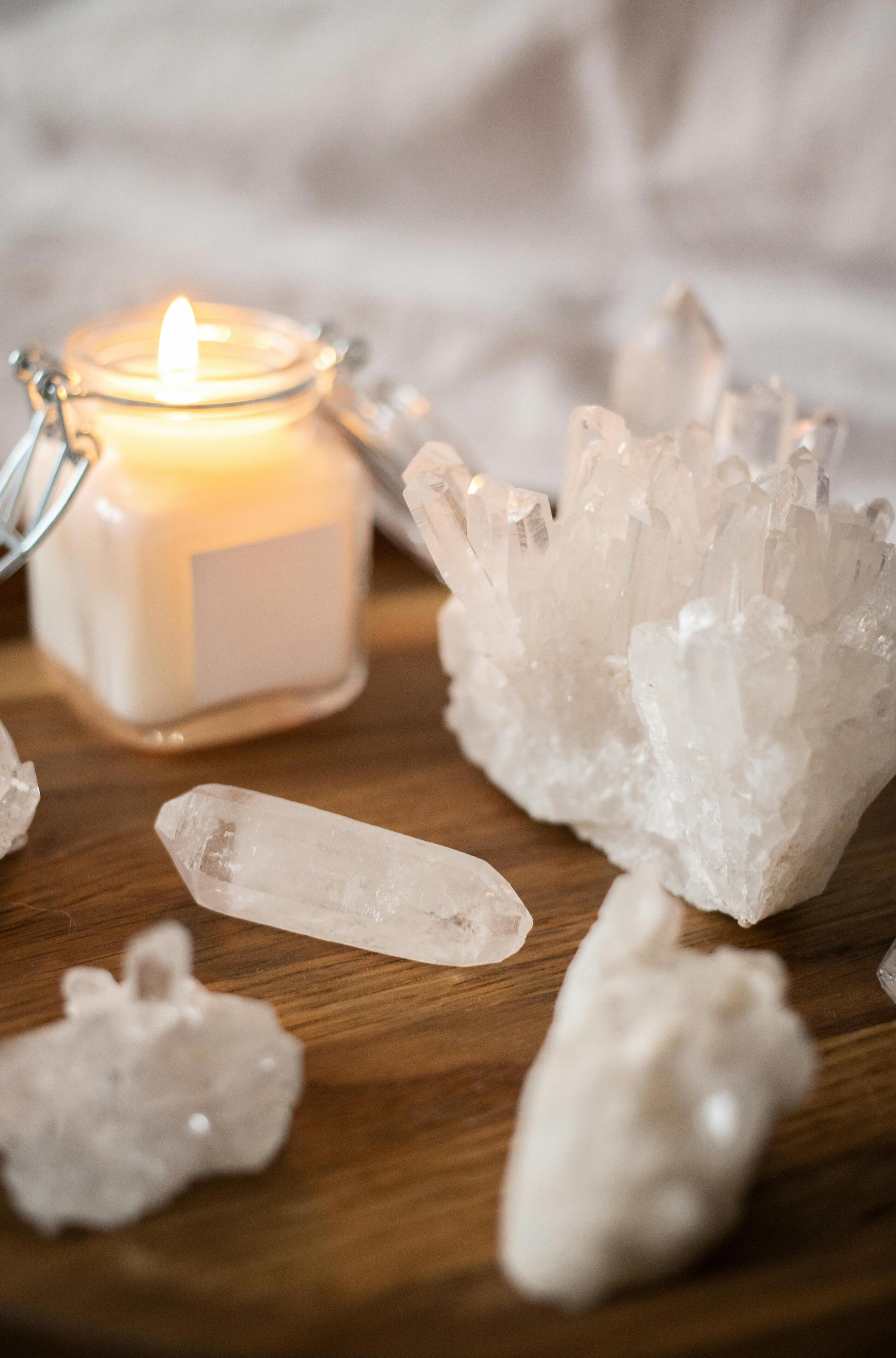 Energy Healing Practitioner Crystal healing practitioner offering live energy healing sessions and intuitive support